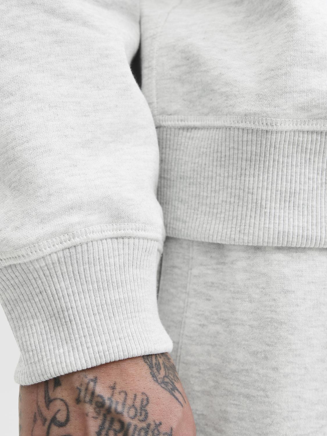 model_shot-detail